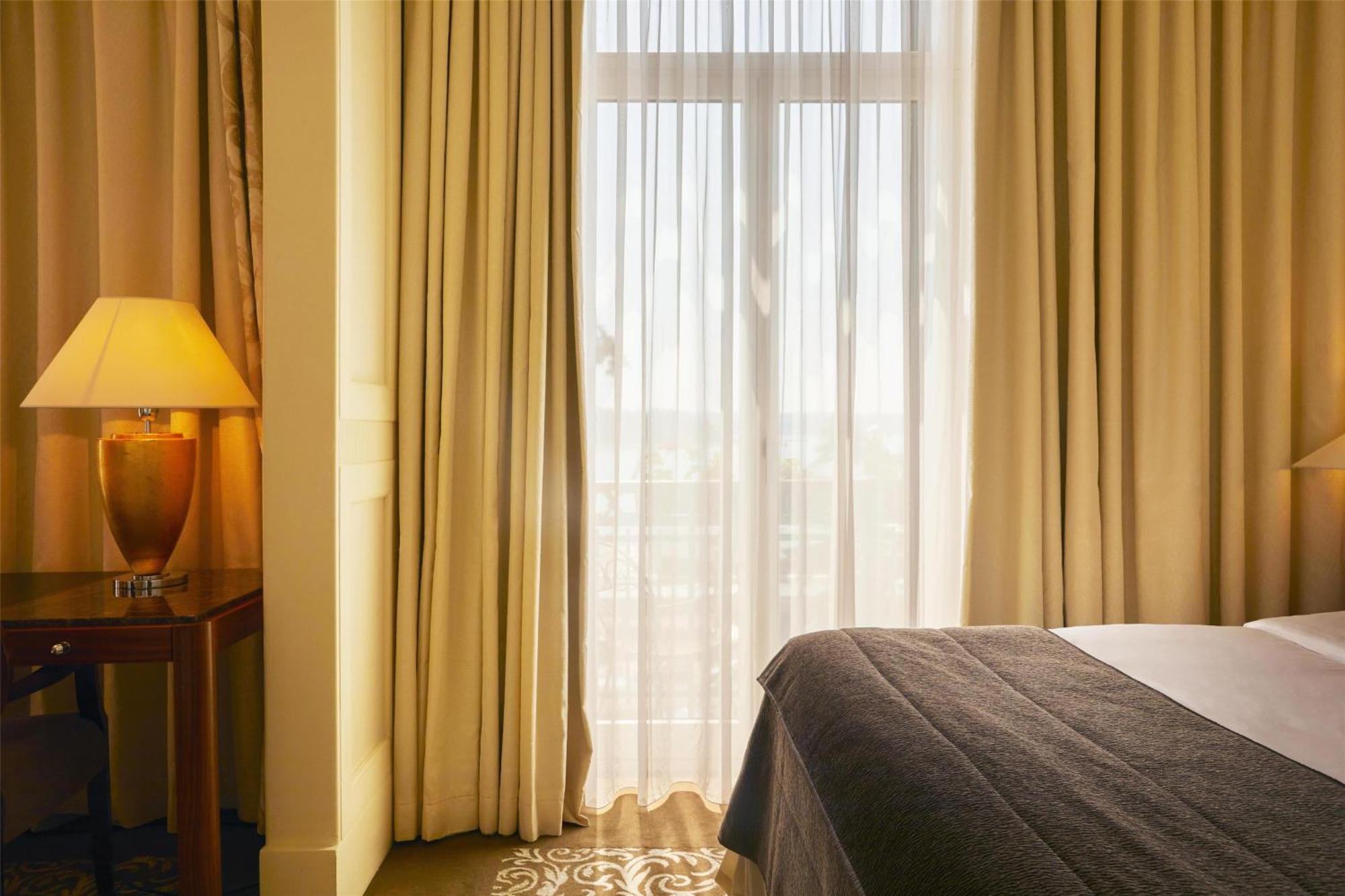 Kempinski Palace